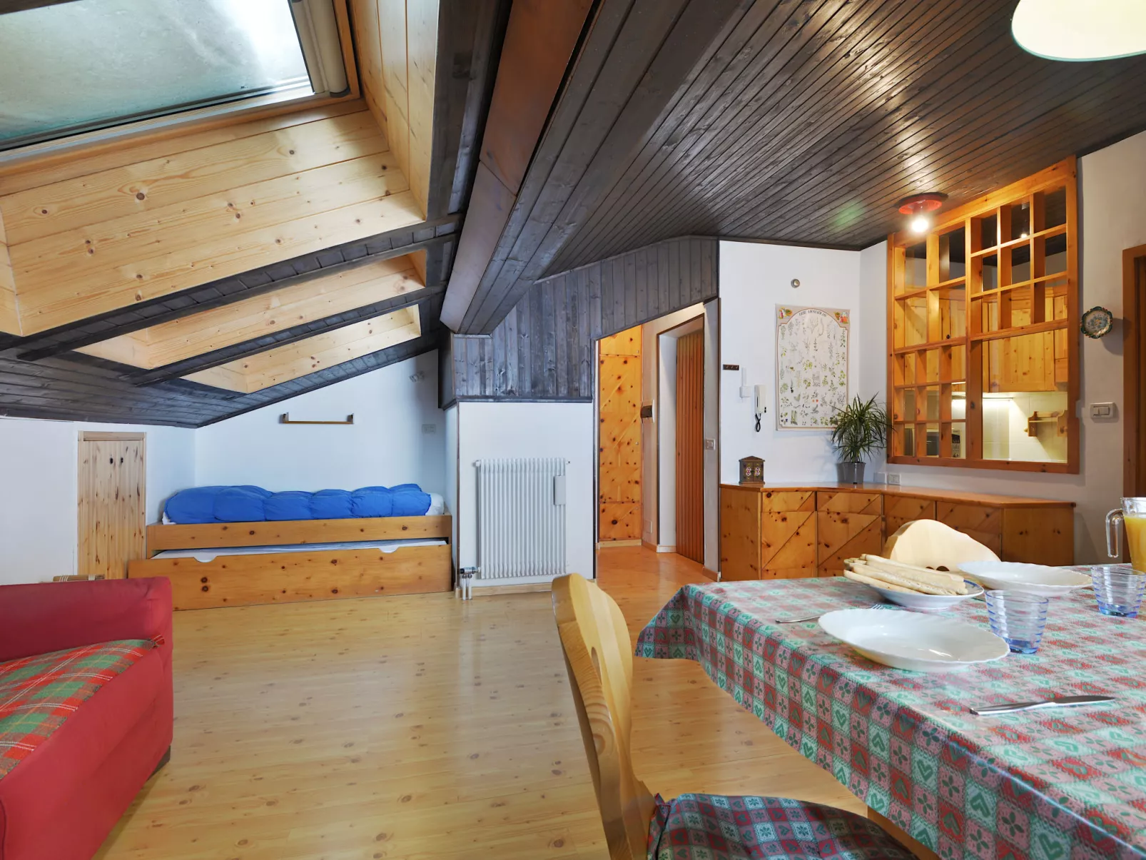 Apt 47-Binnen
