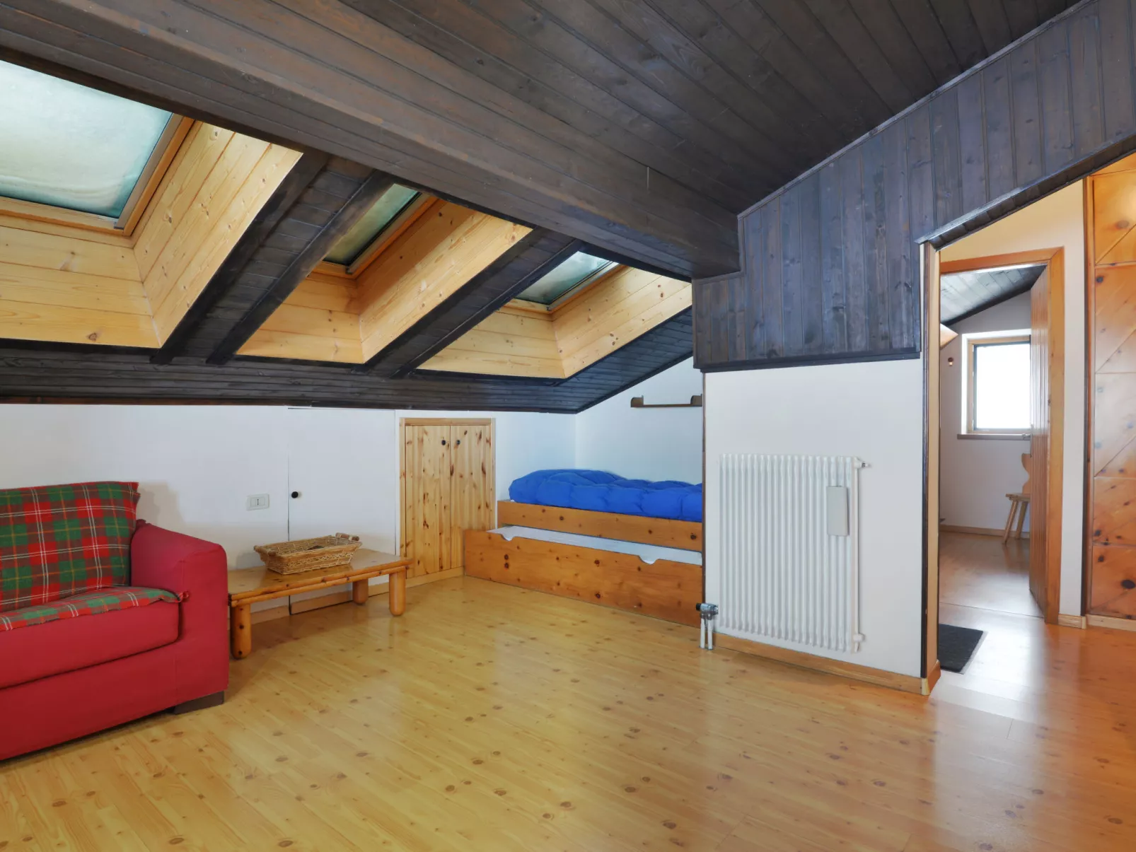 Apt 47-Binnen