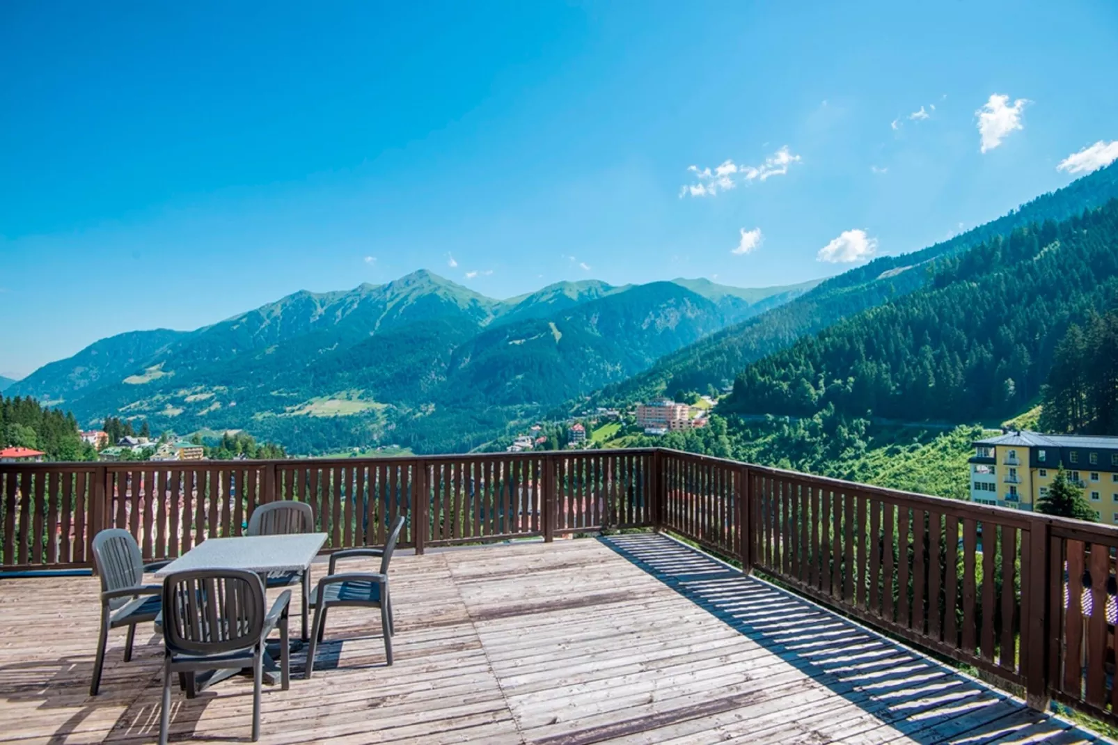 A4P Alpenhof-Terrasbalkon