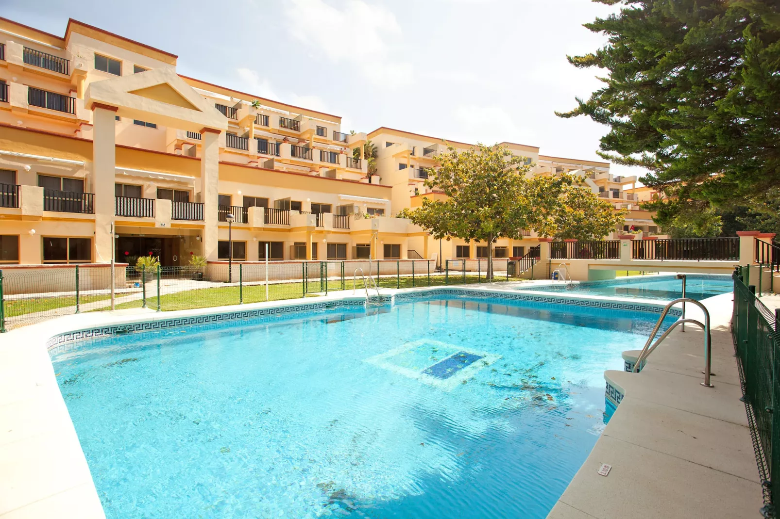 Beachside apartment in Elviria, Romana Playa-Niet-getagd