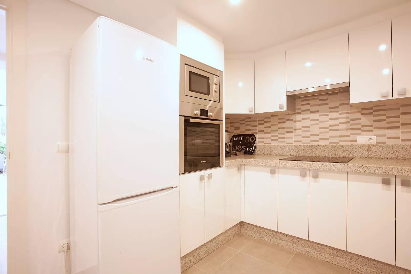 White Pearl beach Elviria H1-Niet-getagd