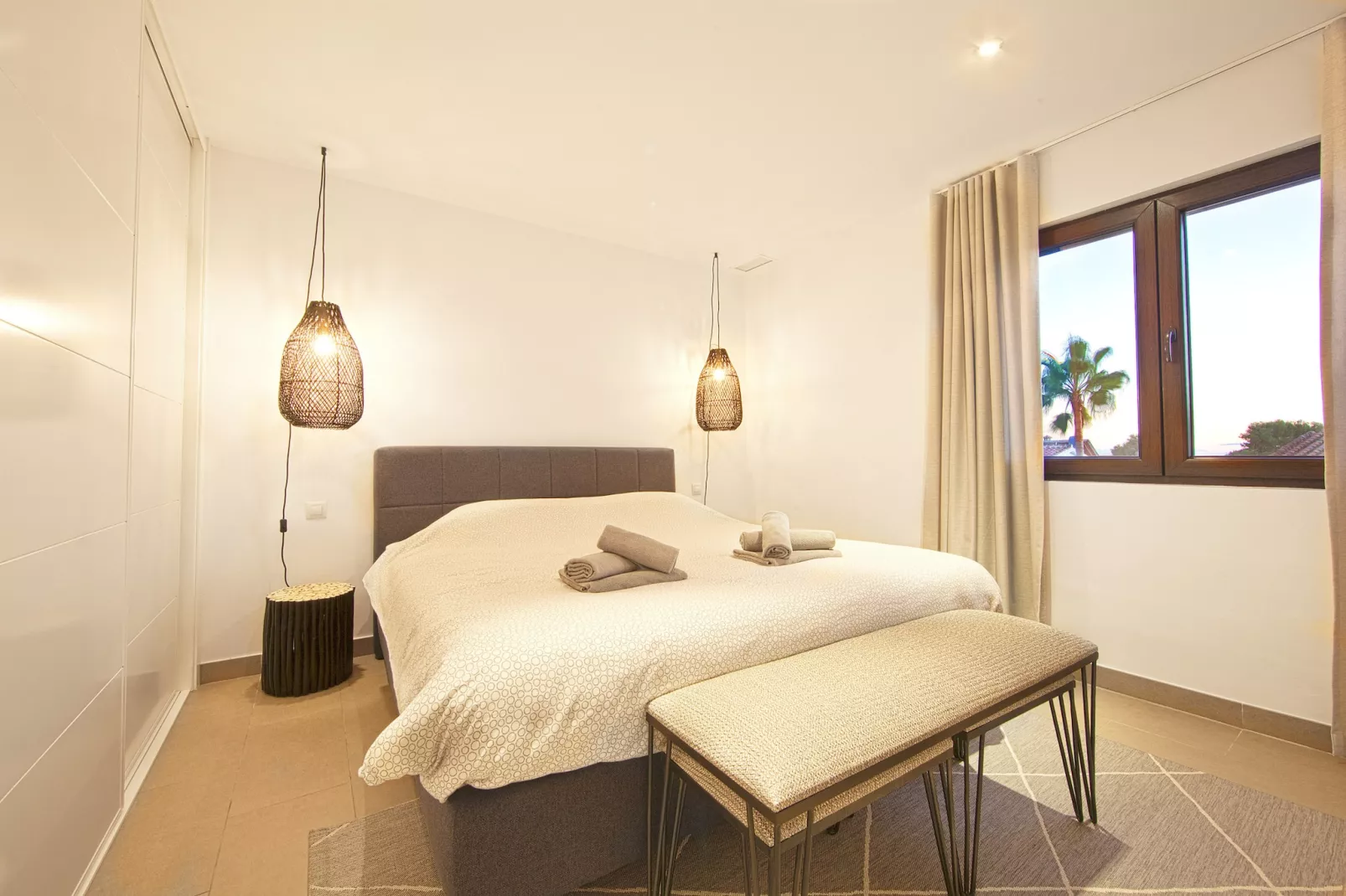 Modern Villa close to Costabella beach-Niet-getagd