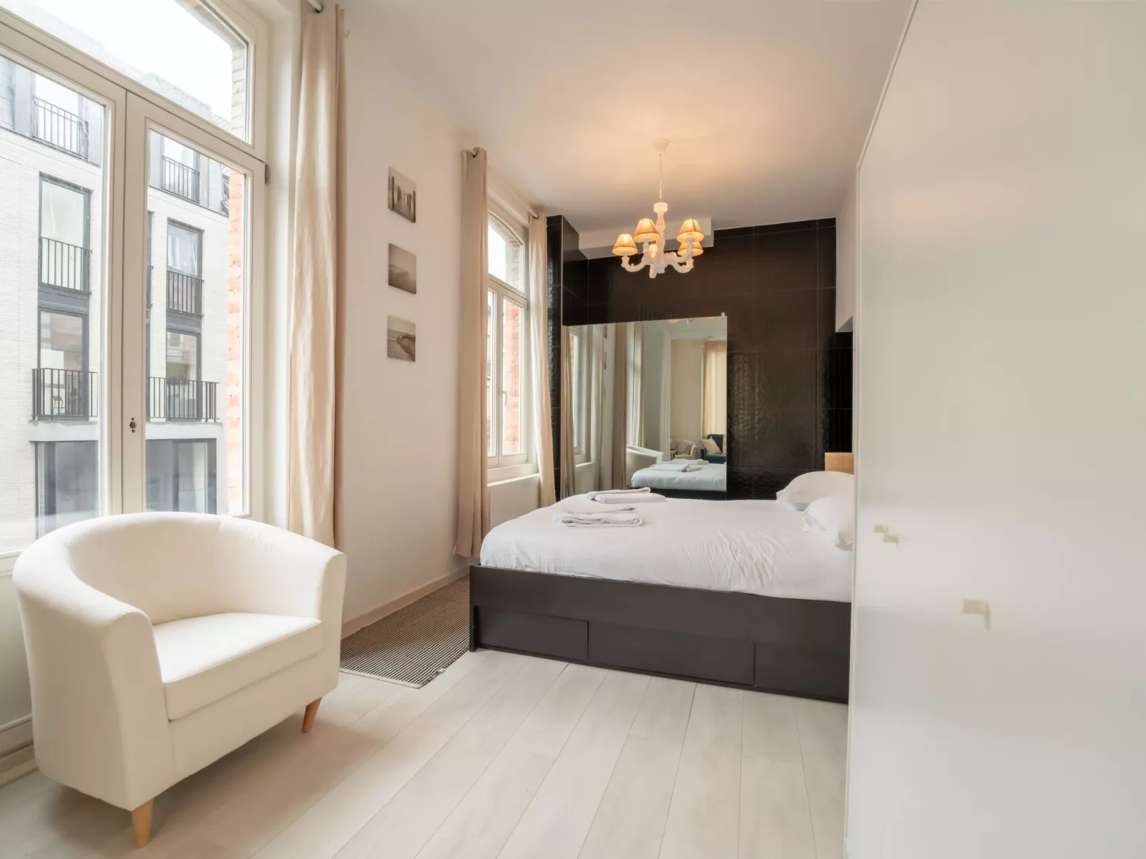 Centrally located "Charlemagne I"-Binnen