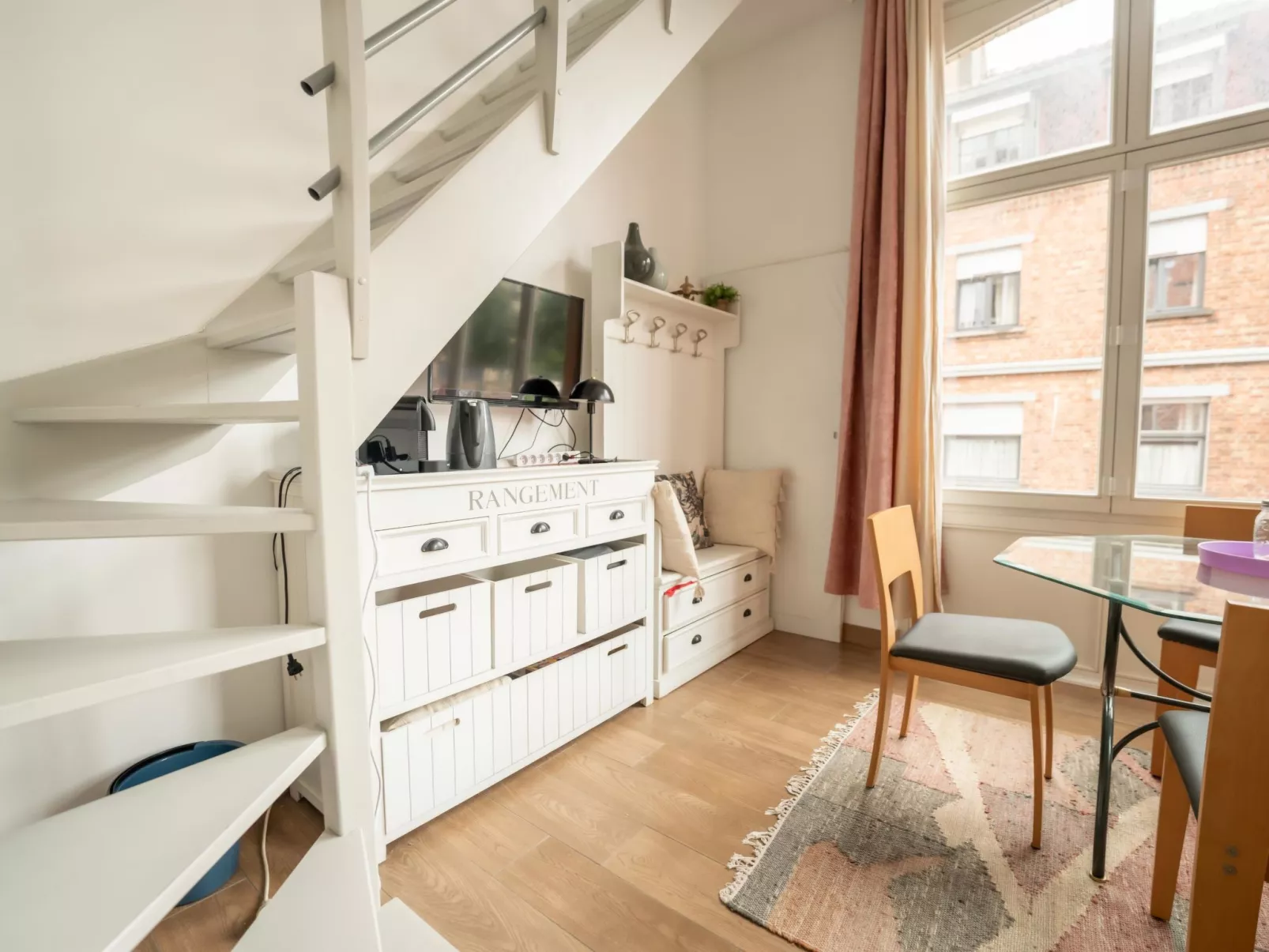 Centrally located "Charlemagne I"-Binnen