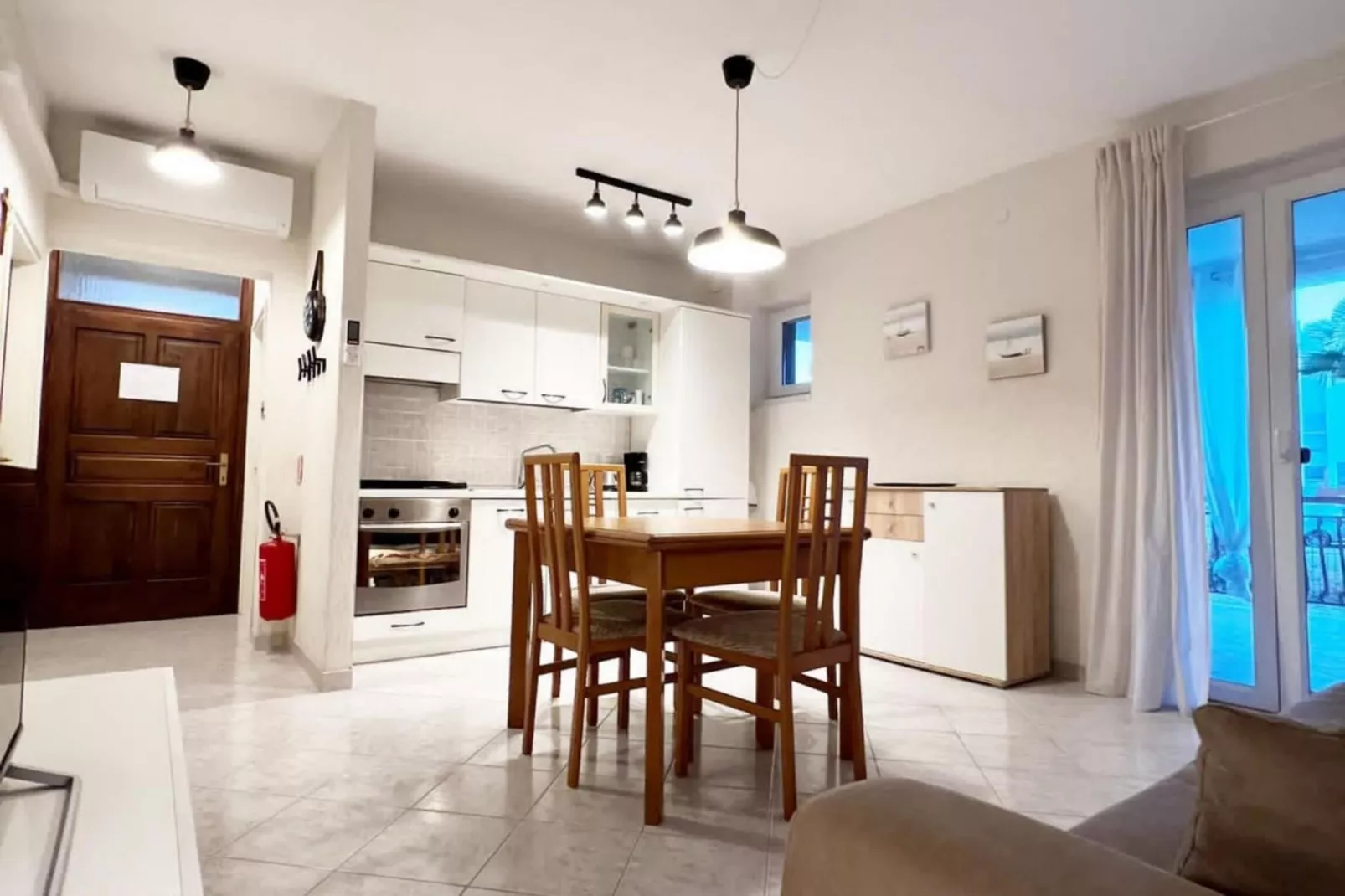 Apartment Iris-Woonkamer