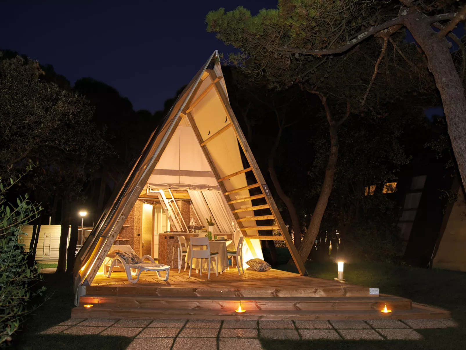 Luxury Tent-Buiten