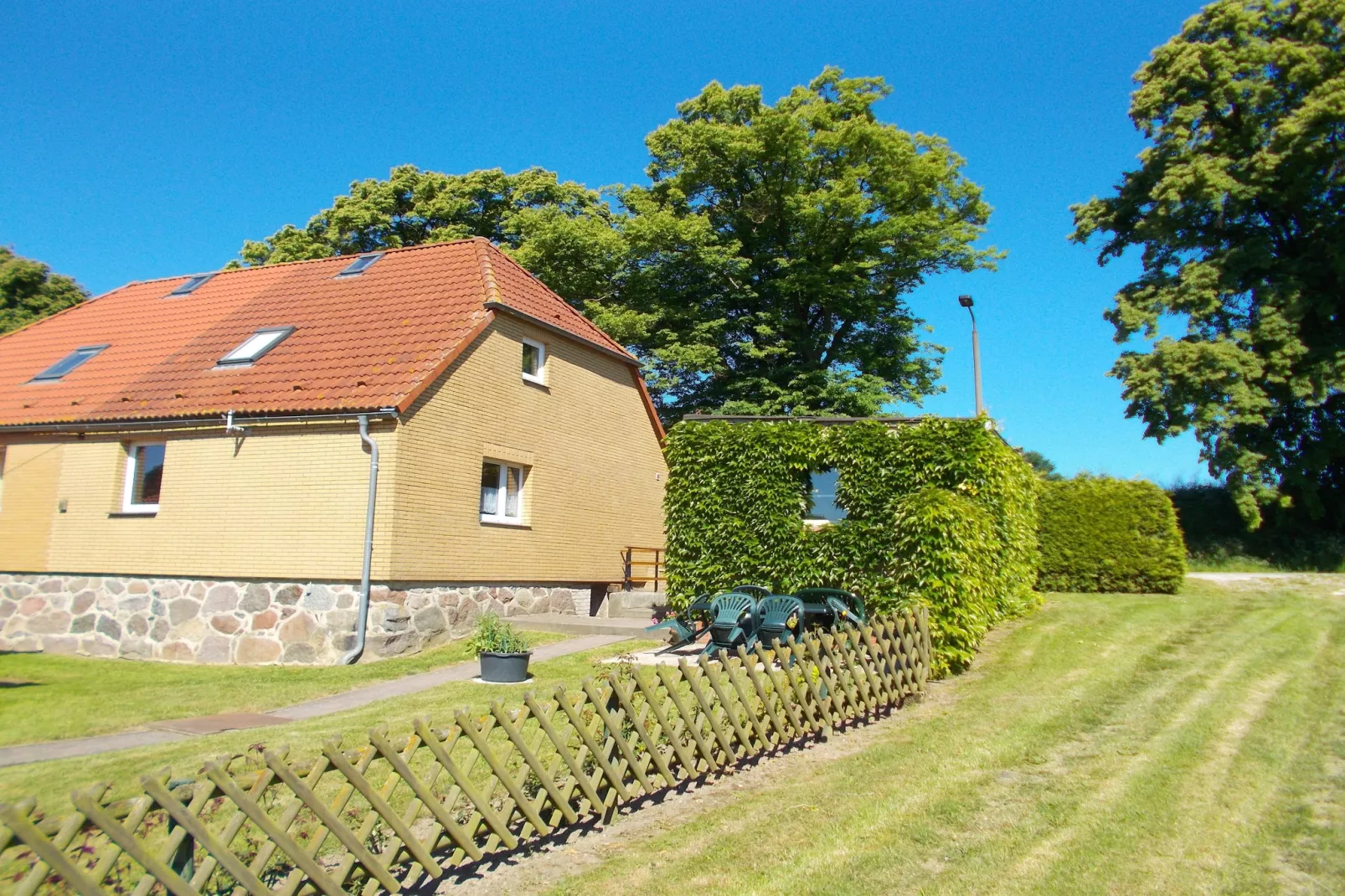 Platz im Grünen 3-Uitzicht zomer