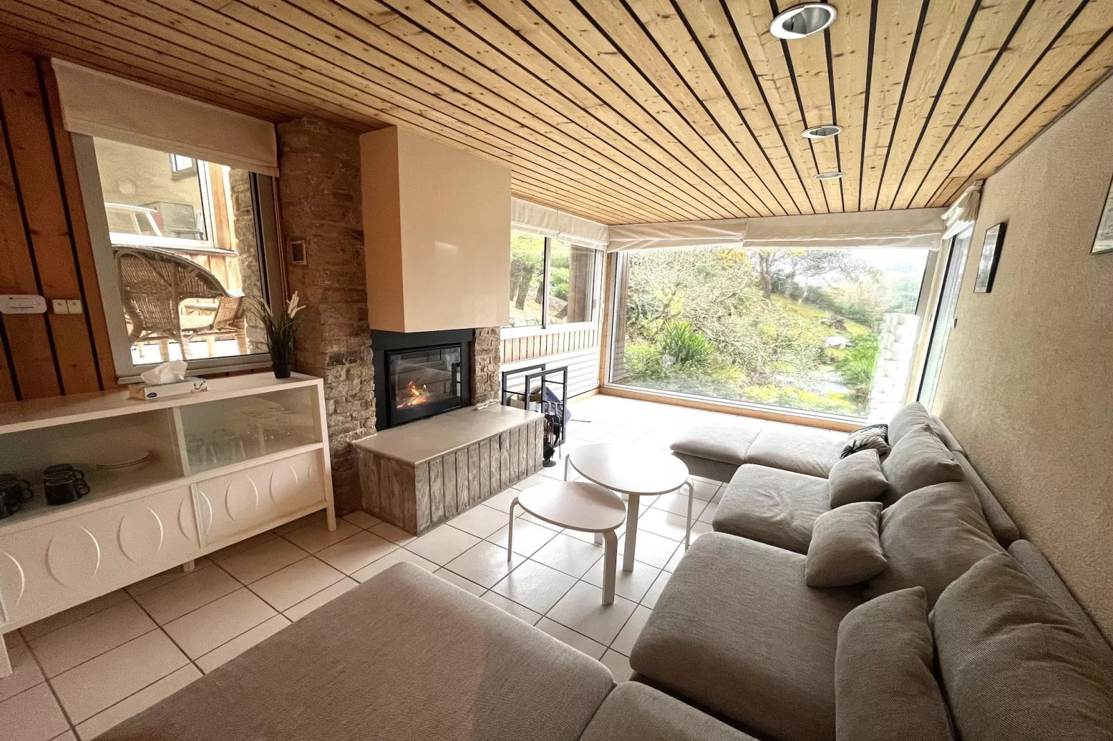 Maison de vacances avec studio Trébeurden-Woonkamer