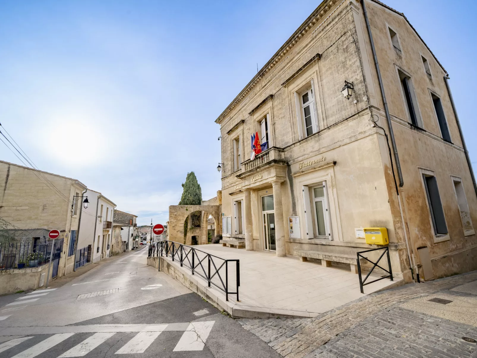 Maison de Castries-Omgeving