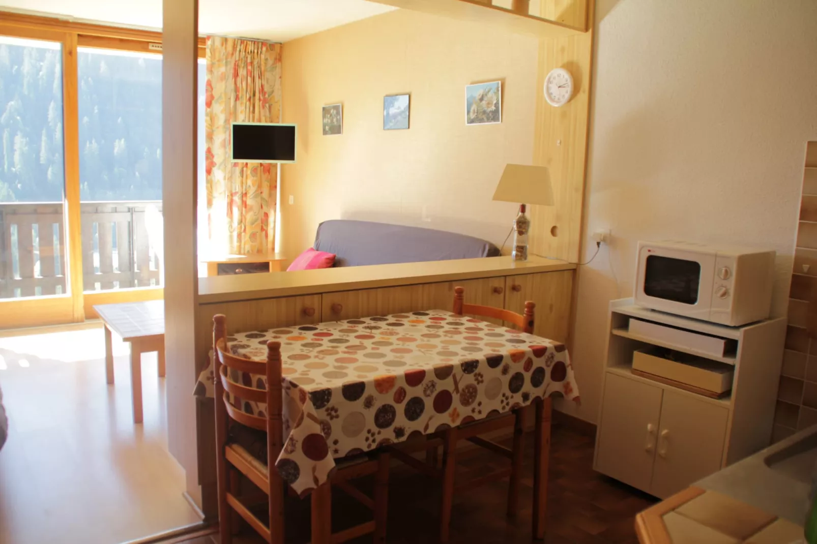 SOLI SIS5 CENTER & VIEW 4 pers.-Niet-getagd