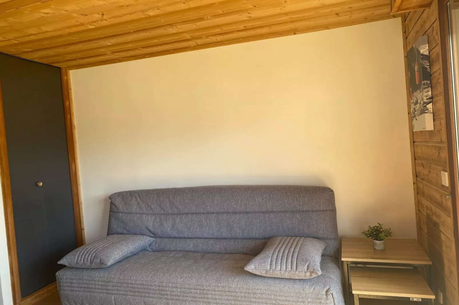 Alpina AL4 MOUNTAIN & QUIET 4 Pers-Woonkamer