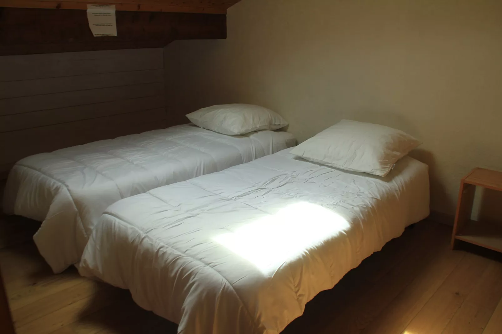 Petit Savoyard PY9 MOUNTAIN & COSY 6 Pers-Slaapkamer