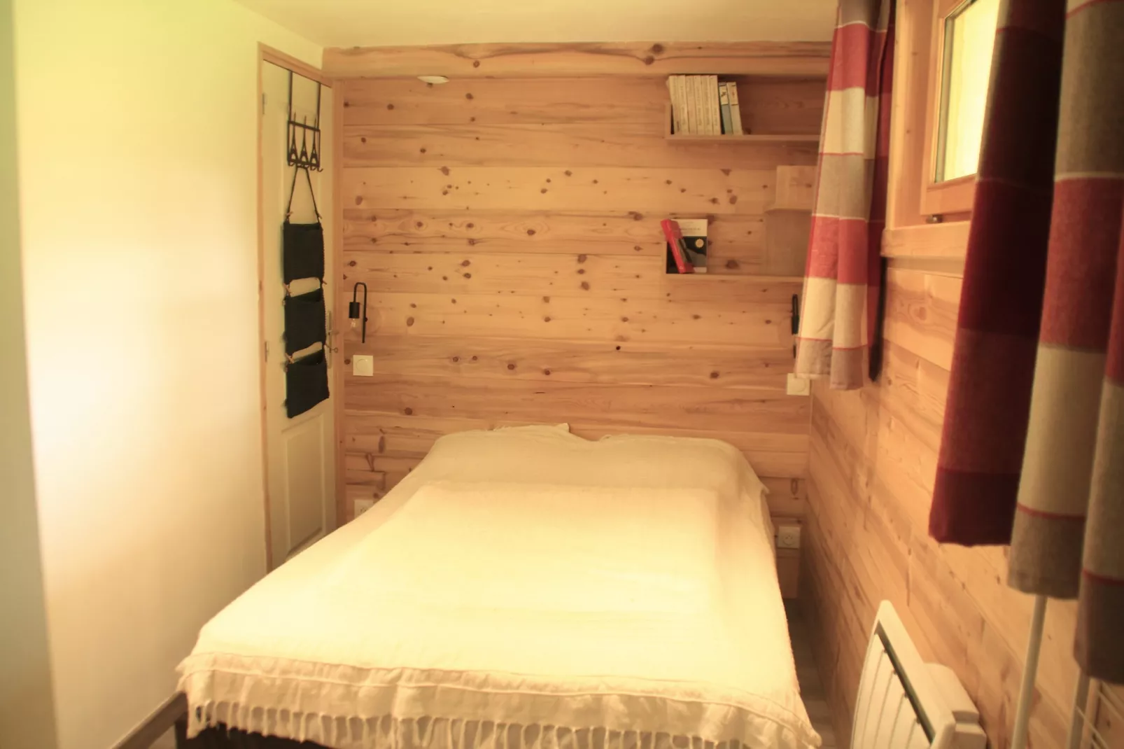 Petit Ours Blanc ORSP NATURE & QUIET 4 Pers-Slaapkamer
