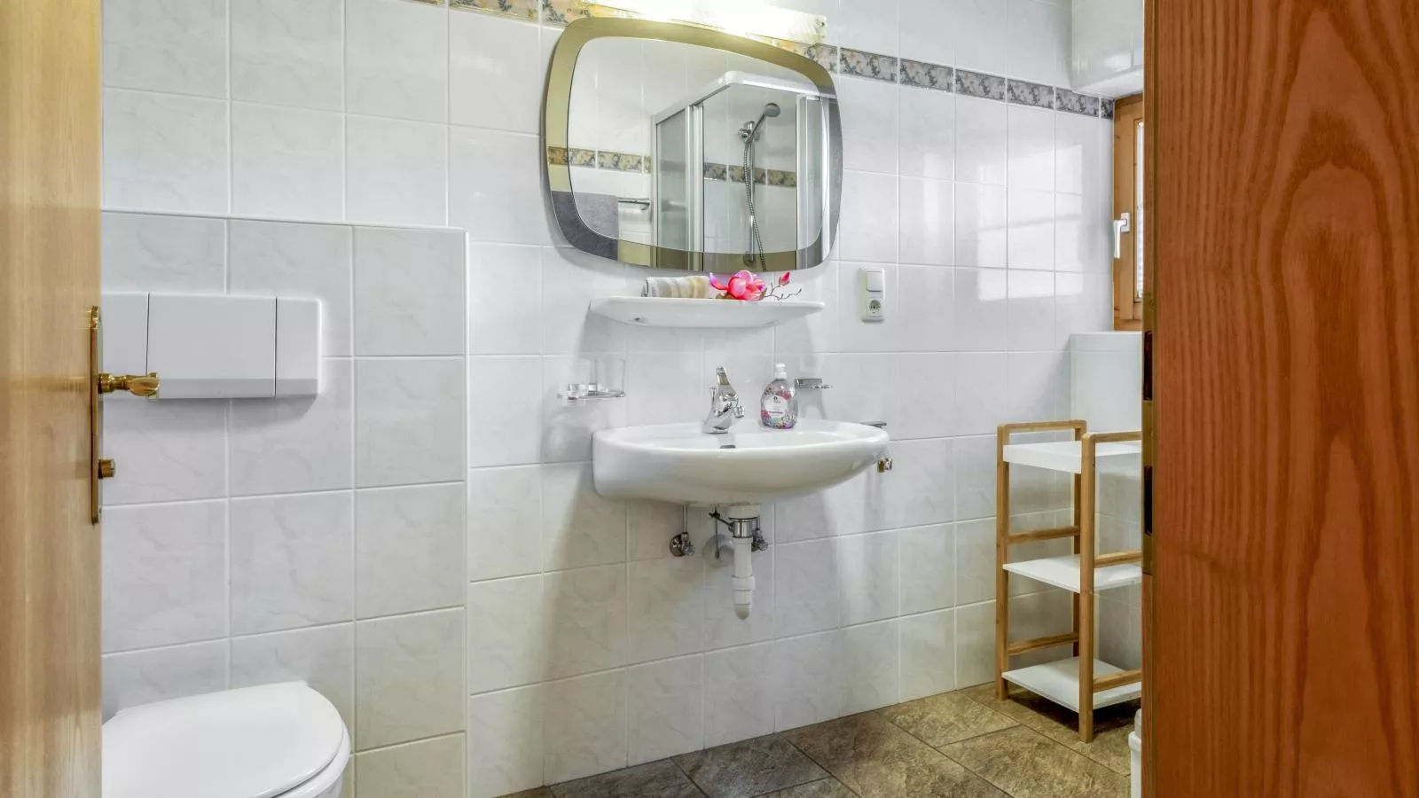 Gästehaus Staffner-Badkamer