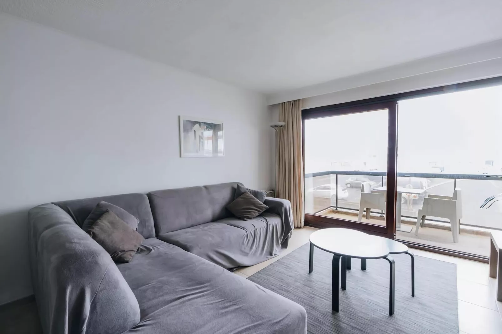 PLAZA I/2811-Woonkamer