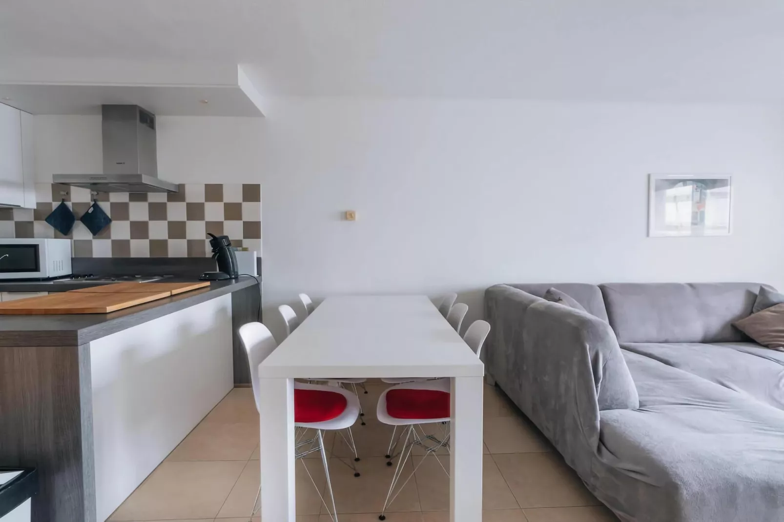 PLAZA I/2811-Eetkamer