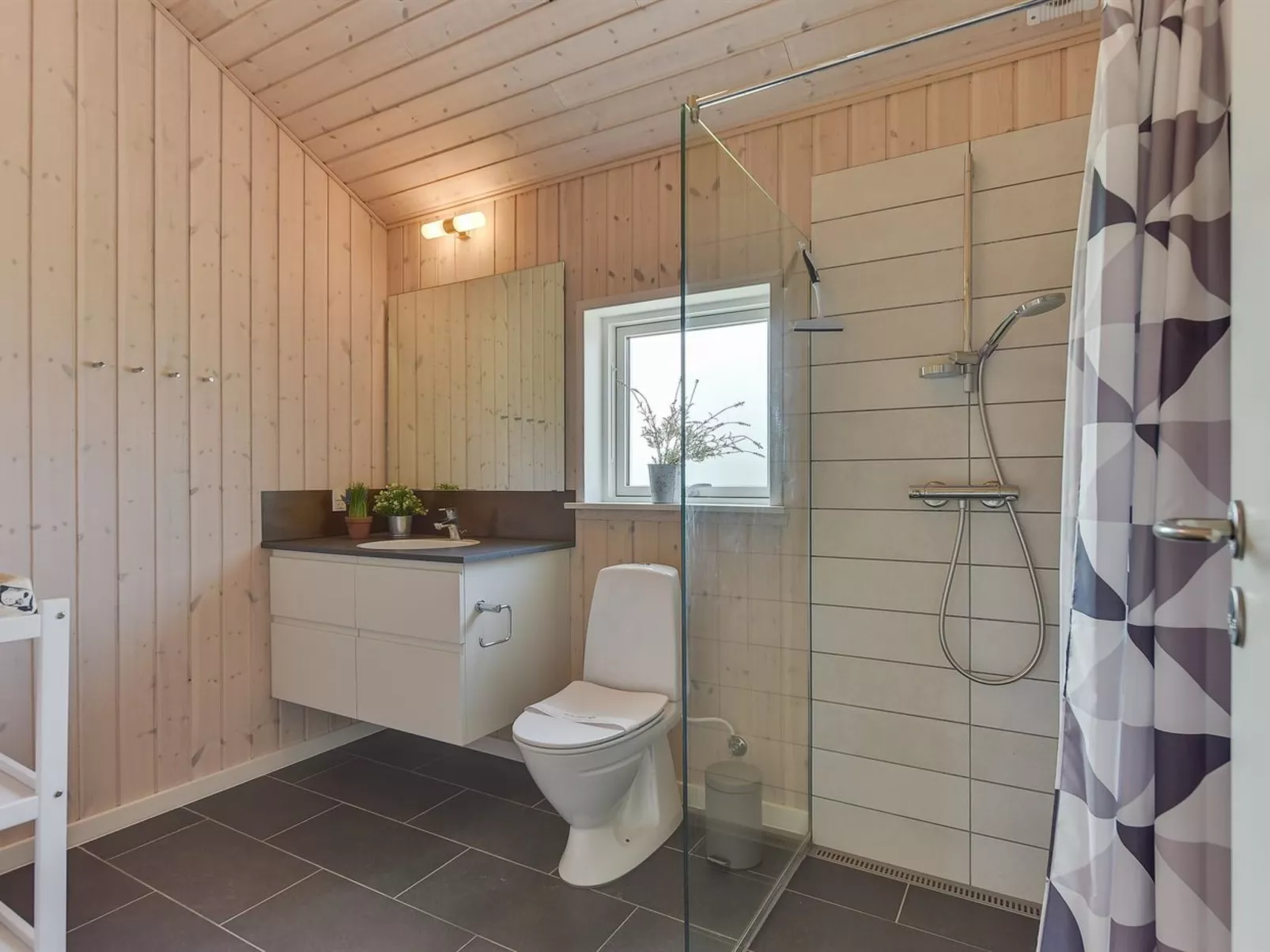 "Iorund" - 550m from the sea-Buiten