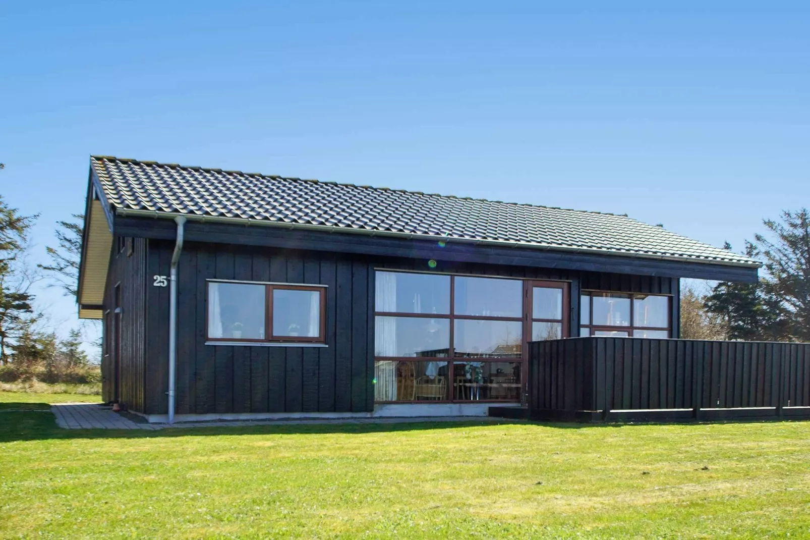 Ruim vakantiehuis Tarm met eigen gazon