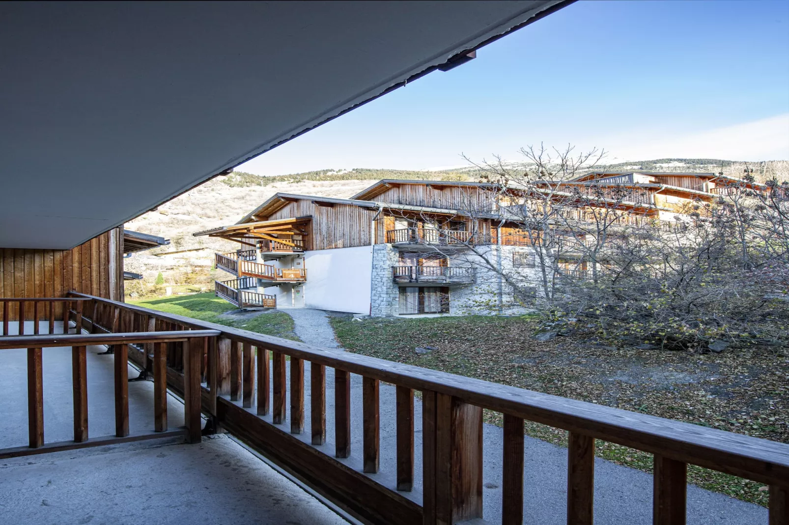 Hameau 2 211 - SPA & PISCINE appartement 6 pers-Terrasbalkon