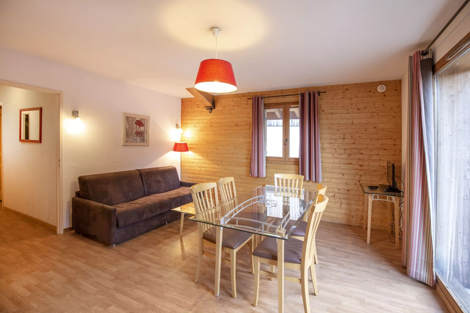 Hameau 6 209 - SPA & PISCINE appartement 6 pers-Woonkamer
