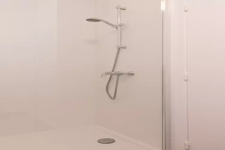Isis-Badkamer