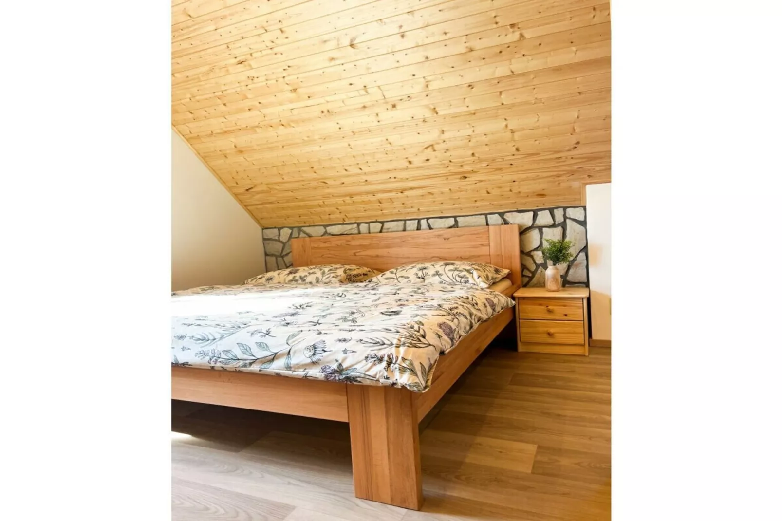 Jiretin p Jedlovou - NDW445-Slaapkamer