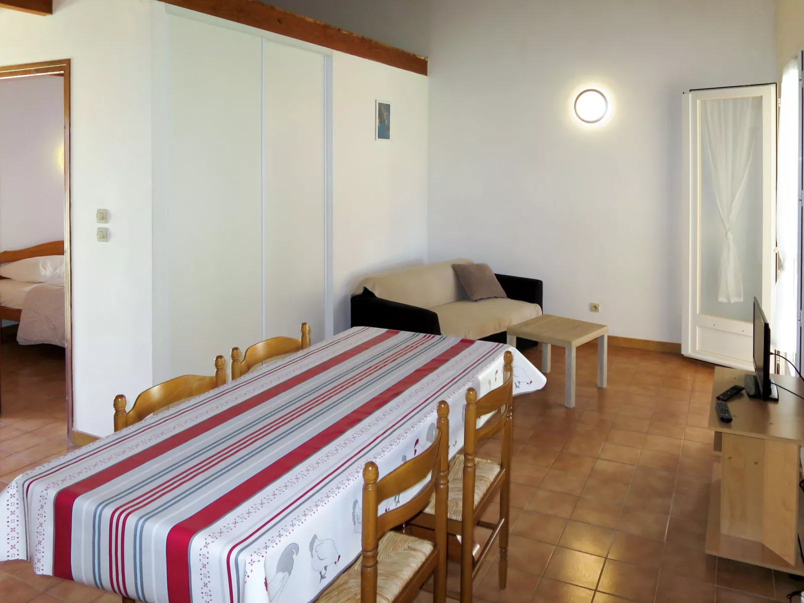 La Pinède, bungalow 4 pers.-Binnen