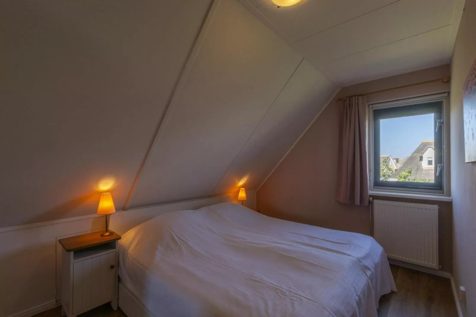 Duynopgangh 47-Slaapkamer