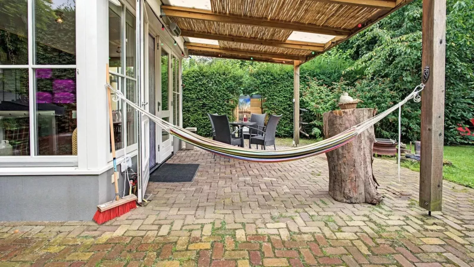 Wellnesshuisje Kalheupink-Terrasbalkon