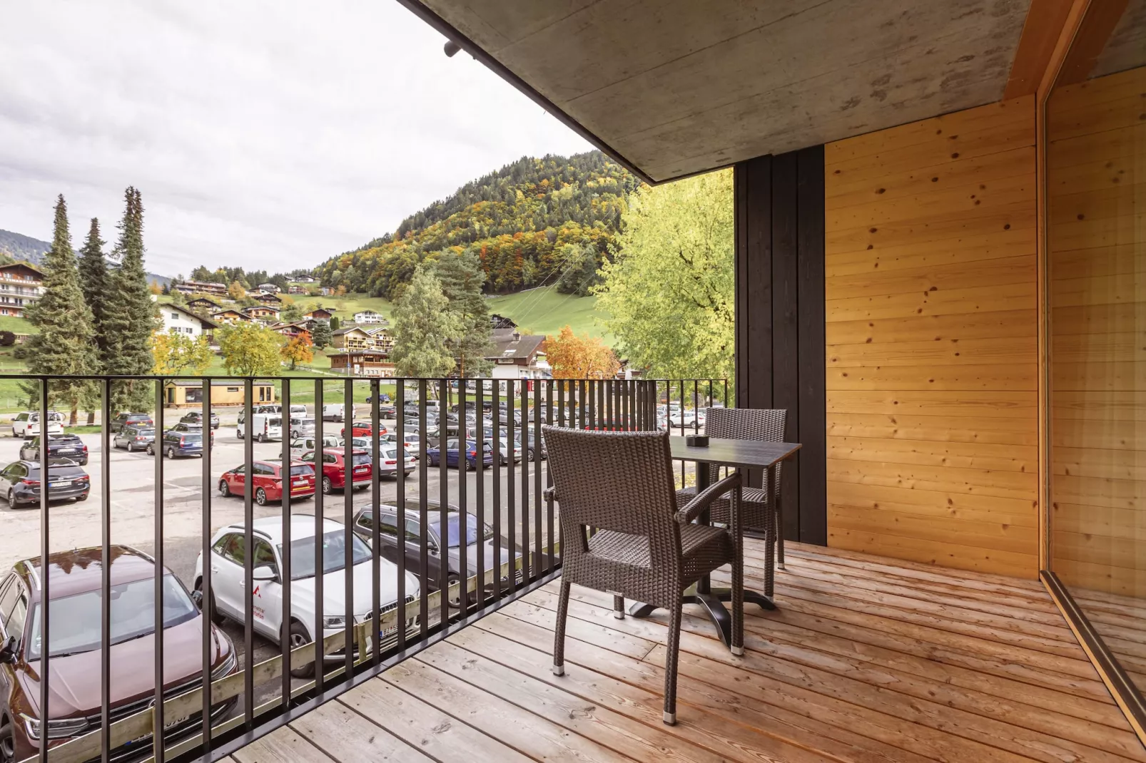 Montafon Suites Schruns 02-Terrasbalkon