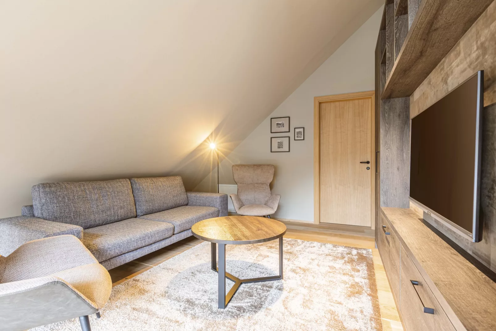 Montafon Suites Schruns 05-Woonkamer