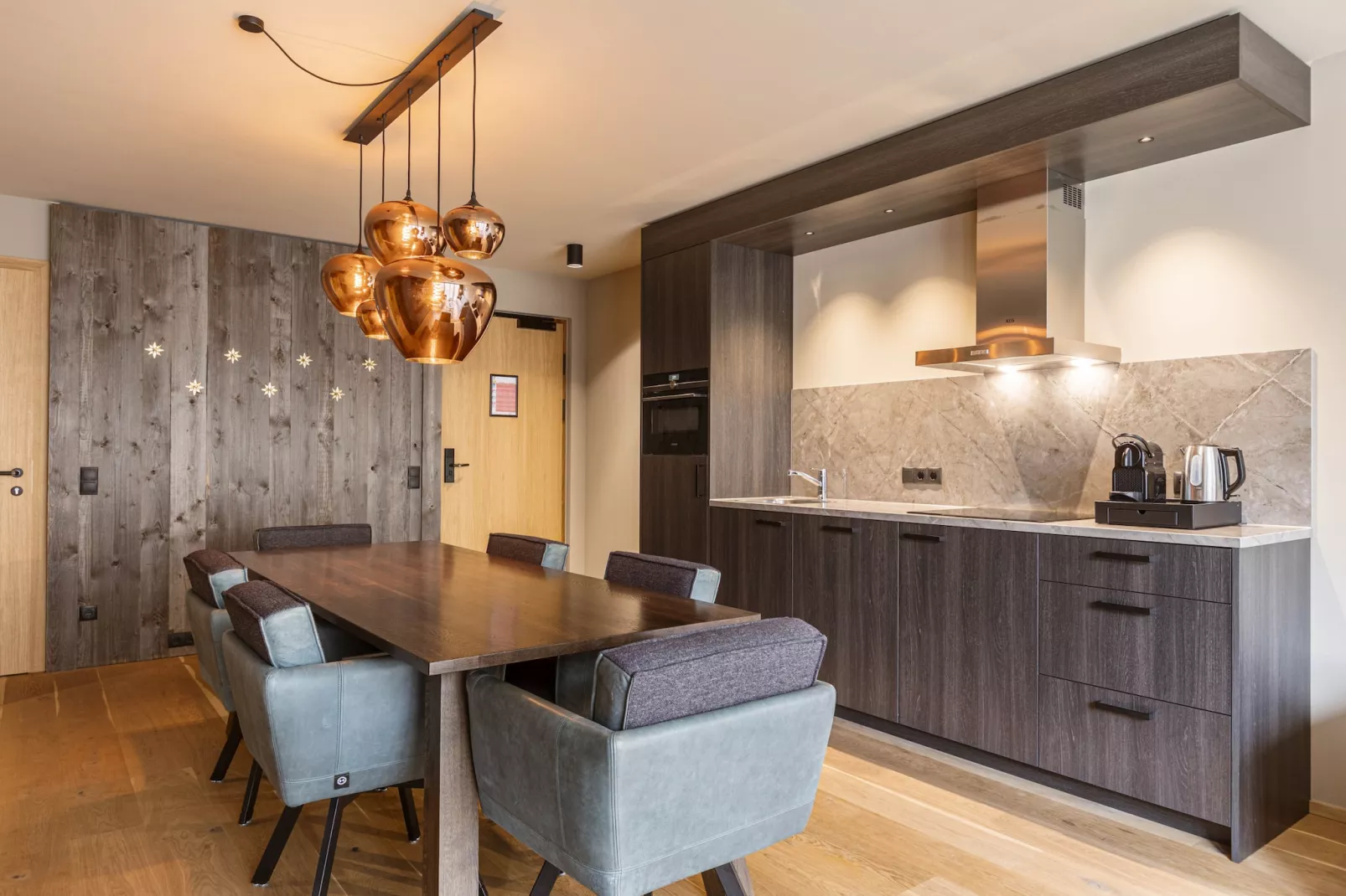 Montafon Suites Schruns 06-Eetkamer