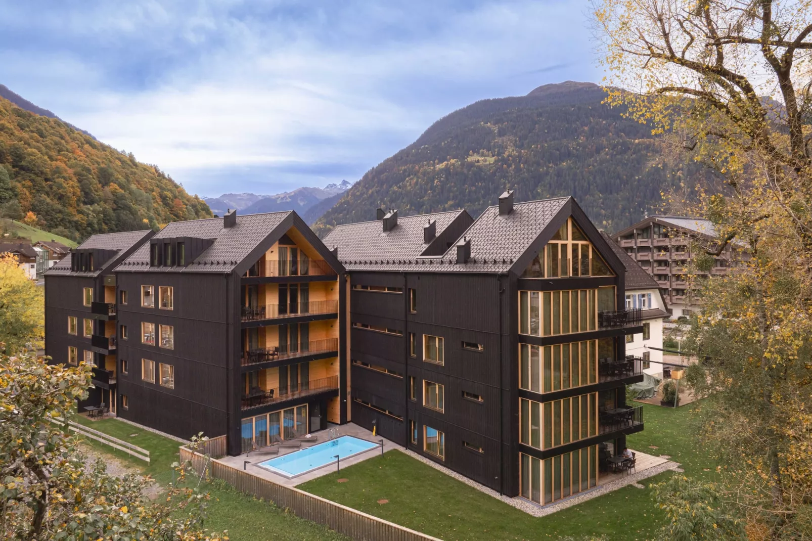 Montafon Suites Schruns 06-Buitenkant zomer