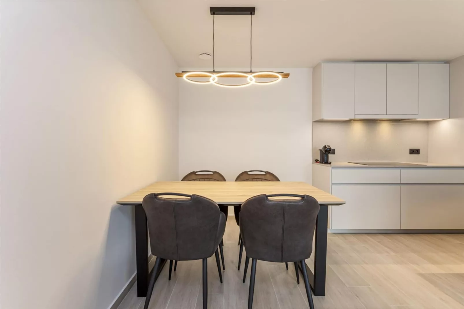 C-Dream - 0102-Eetkamer