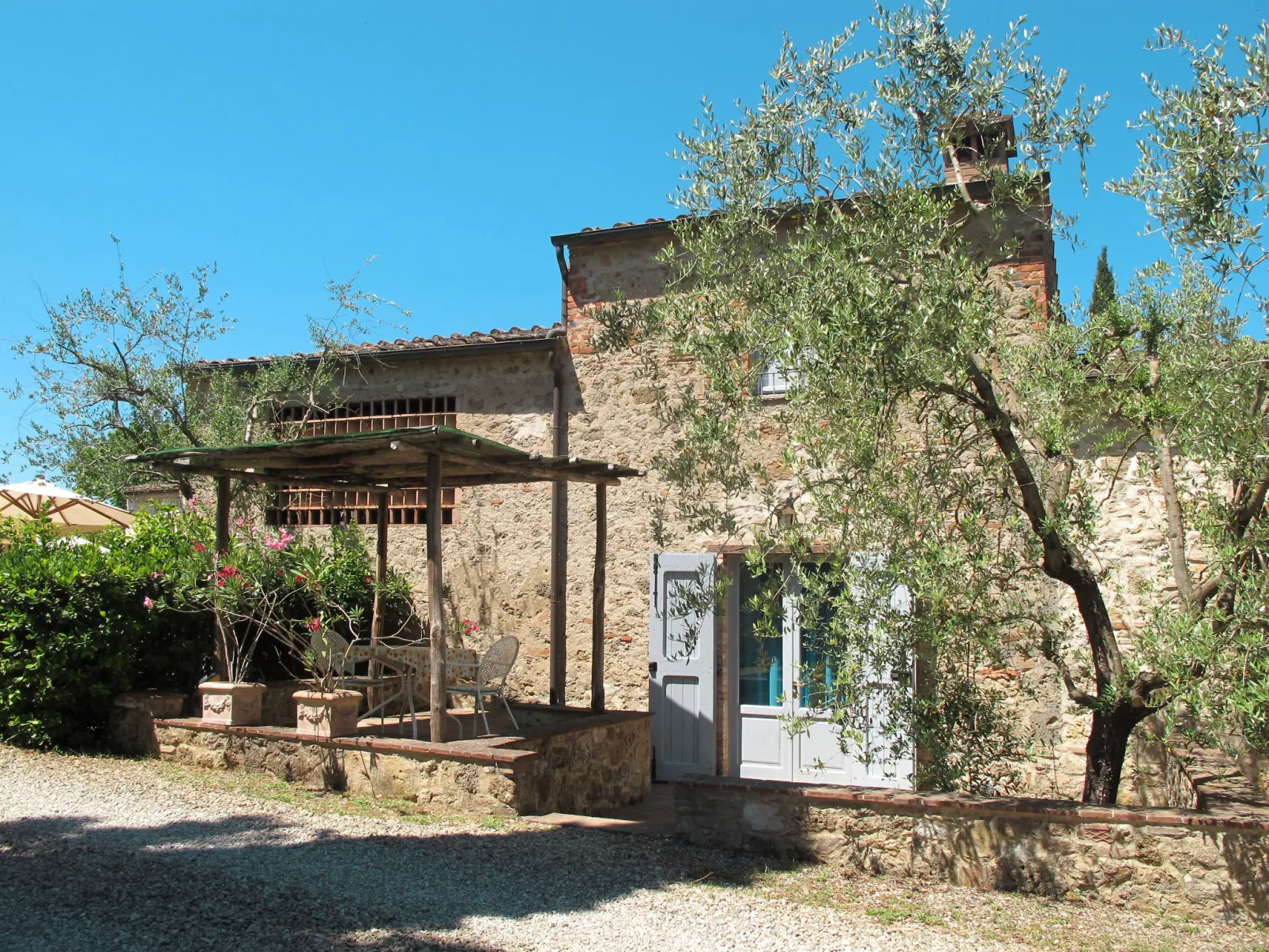 Antico Borgo S. Lorenzo Granaio-Buiten