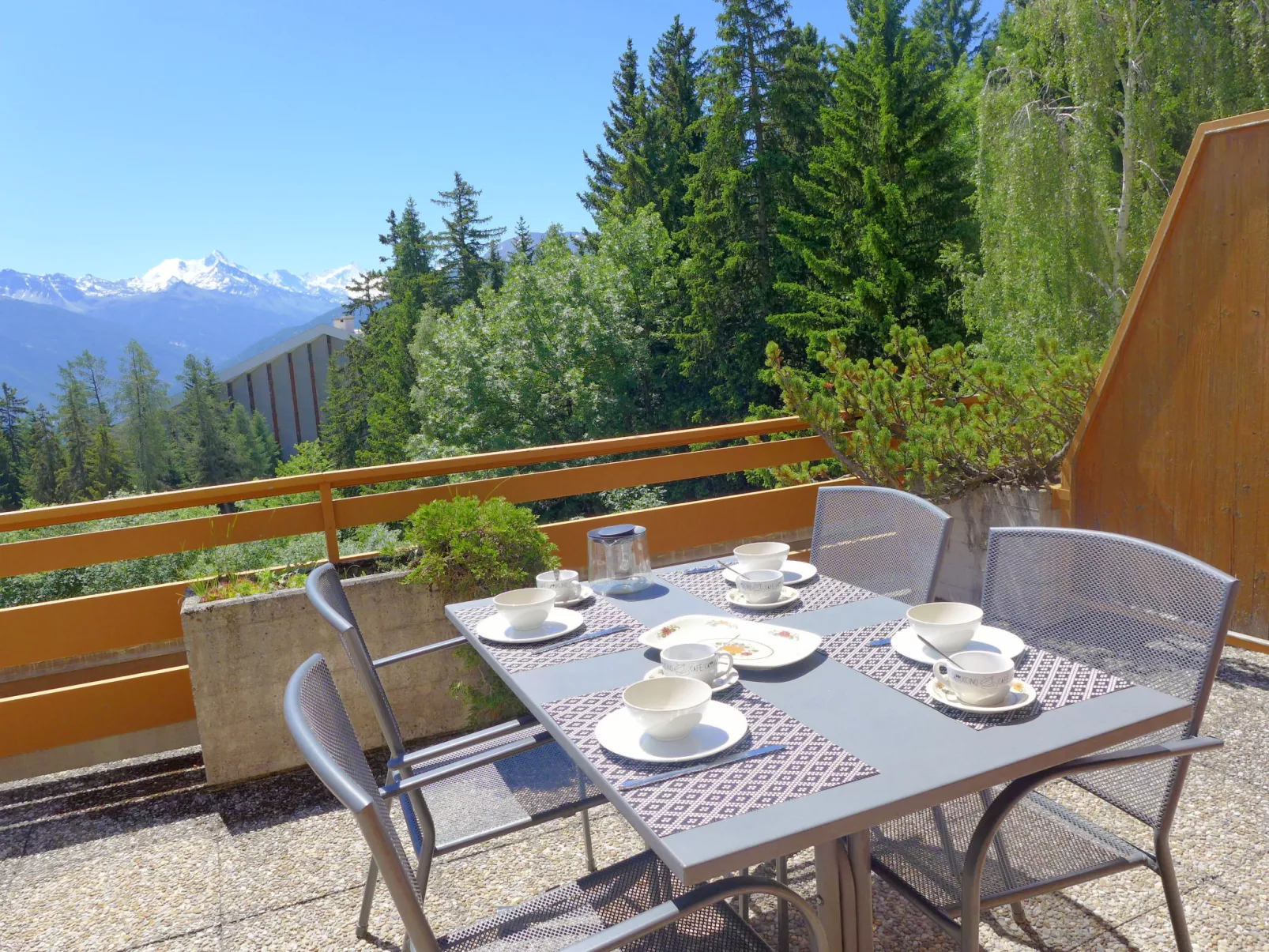 Terrasse Des Alpes 815-Buiten