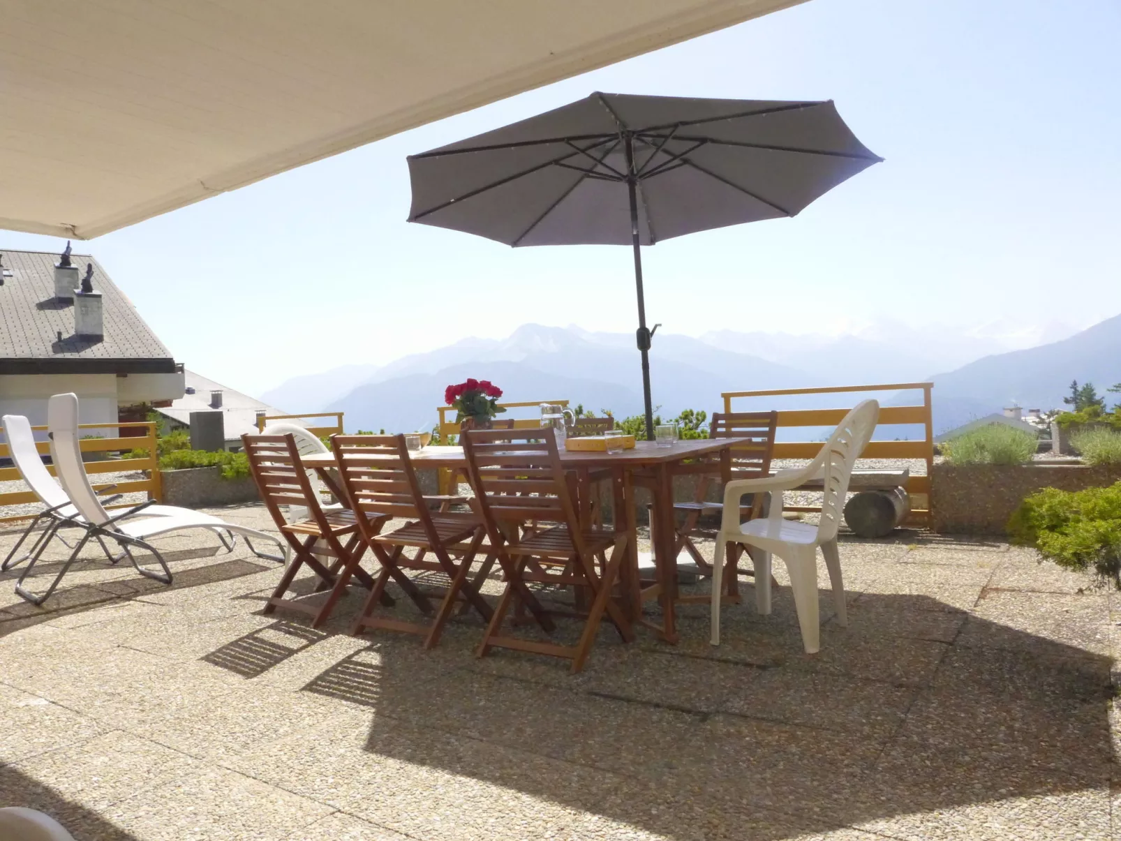 Terrasse Des Alpes 2005-Buiten