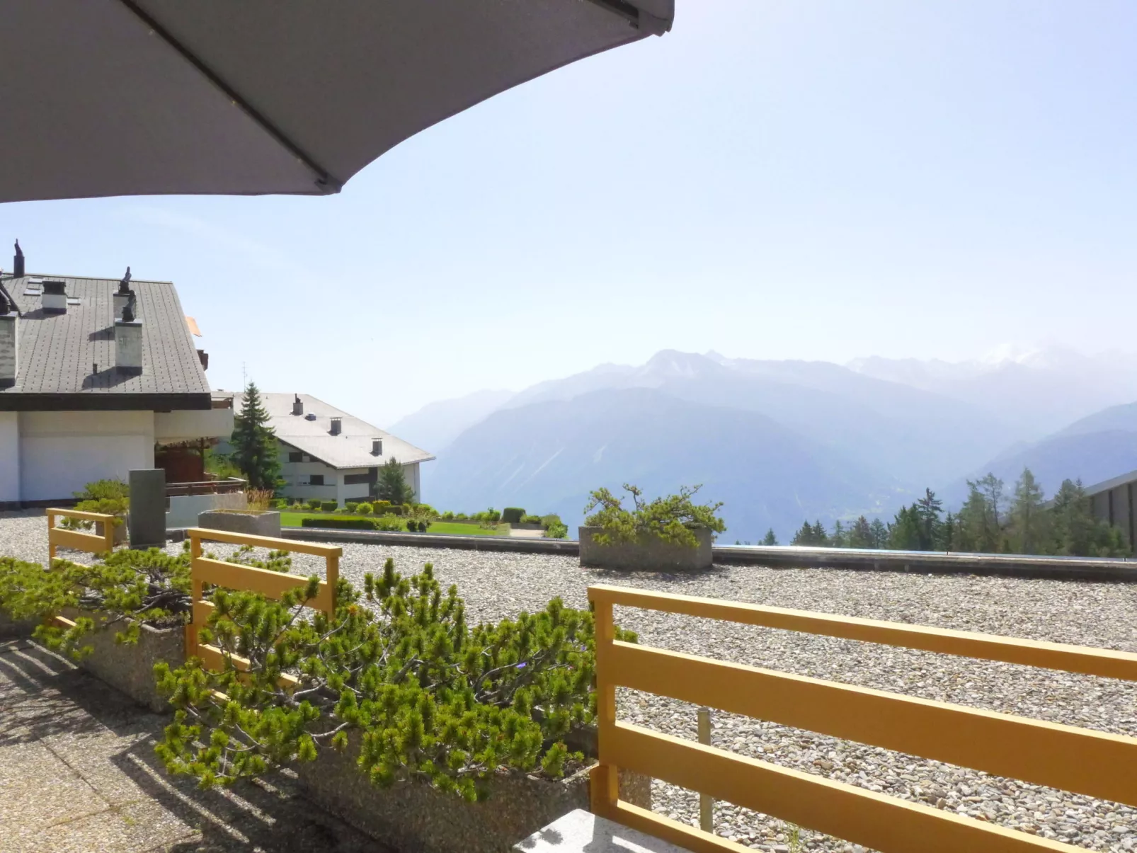 Terrasse Des Alpes 2005-Buiten