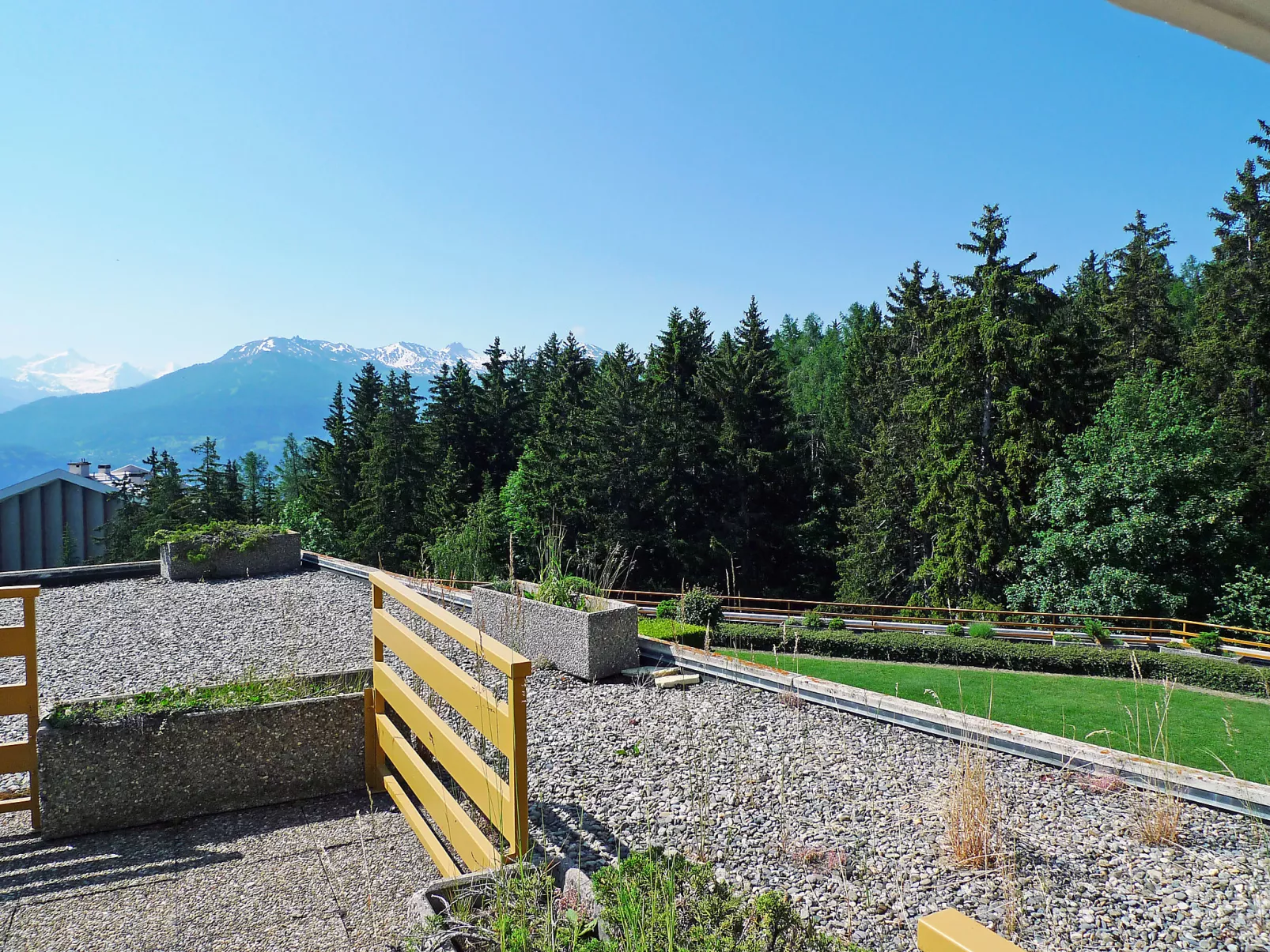 Terrasse Des Alpes 2005-Buiten