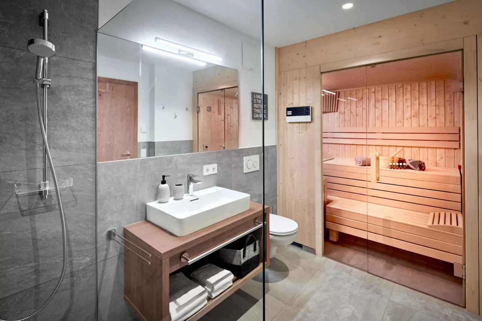 Luxusapartment mit Sauna am Berg-Badkamer