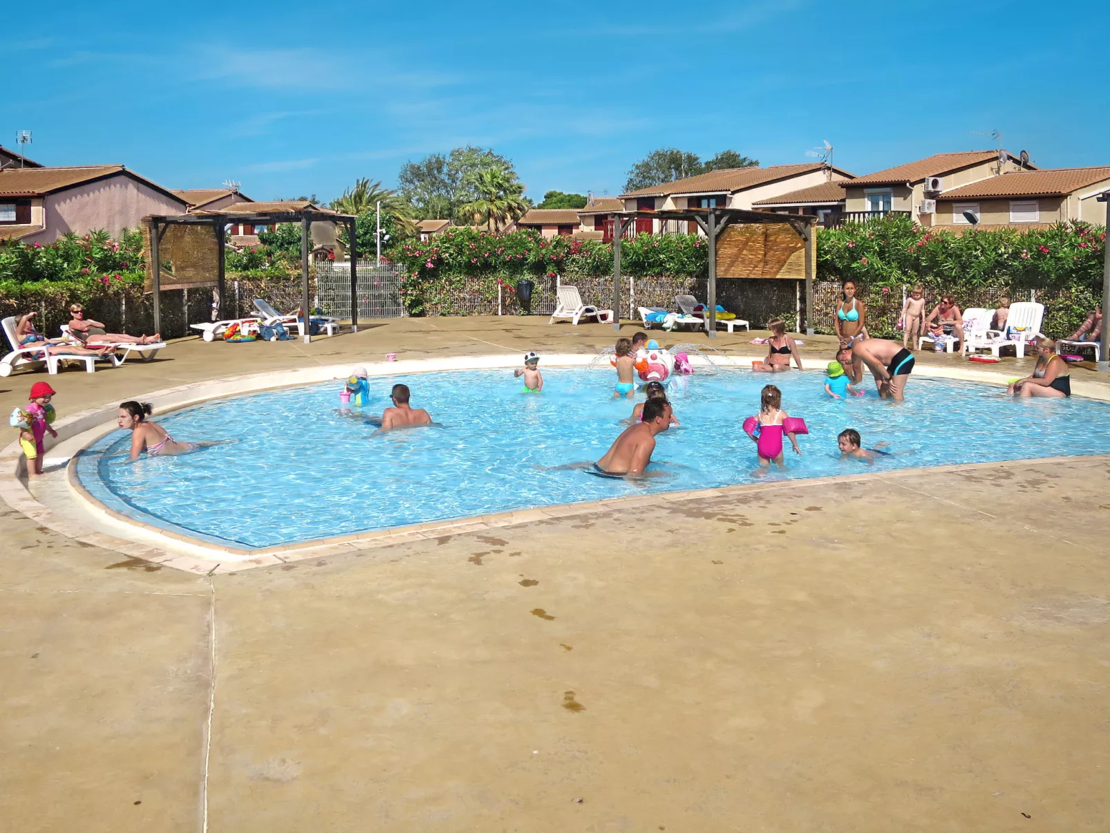 Domaine des Tamaris-Buiten