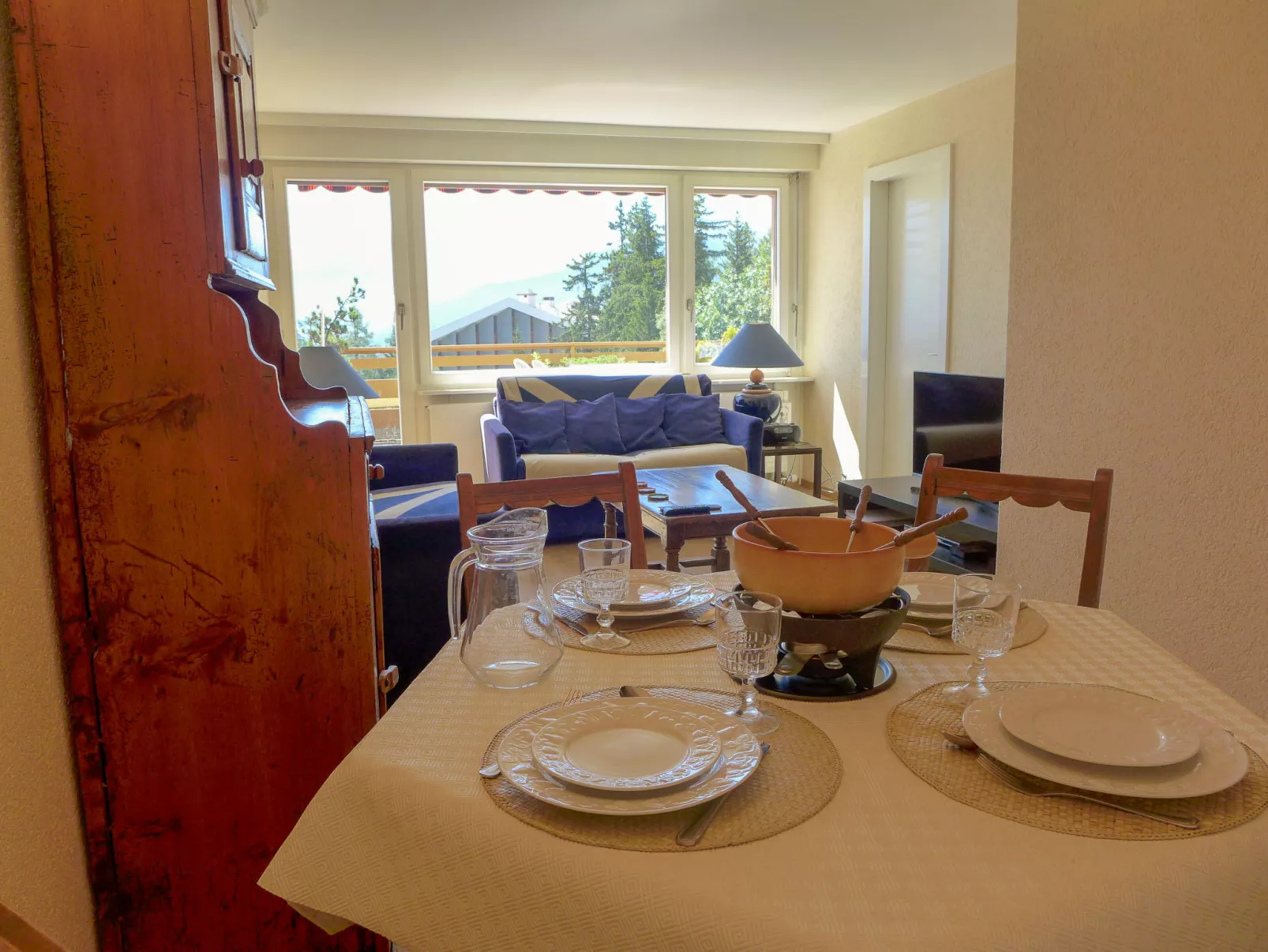 Terrasse Des Alpes 814-Binnen