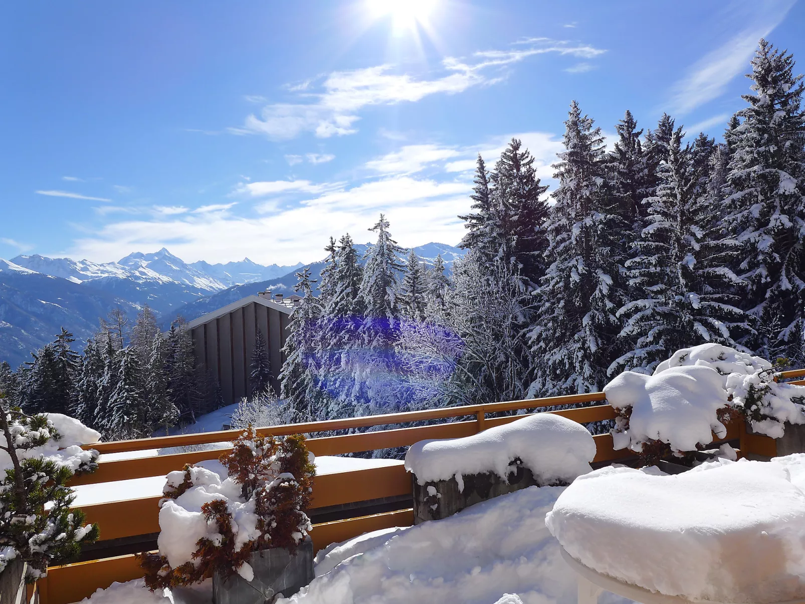 Terrasse des Alpes-Buiten