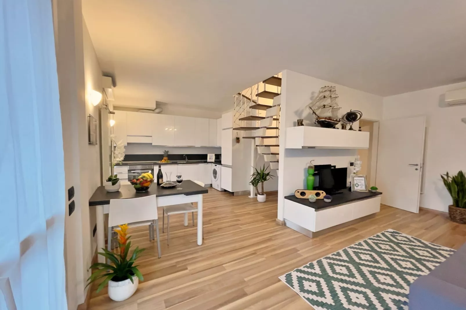 Candiani B3 bilocale 2 livelli-Niet-getagd