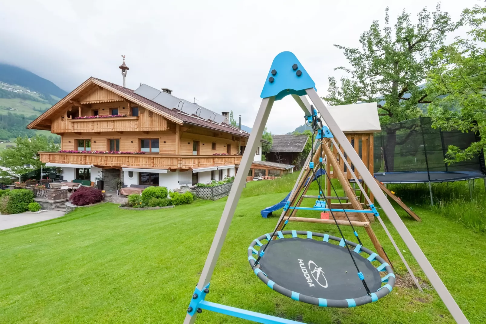 Apartment Moiklerhof-Buitenkant zomer