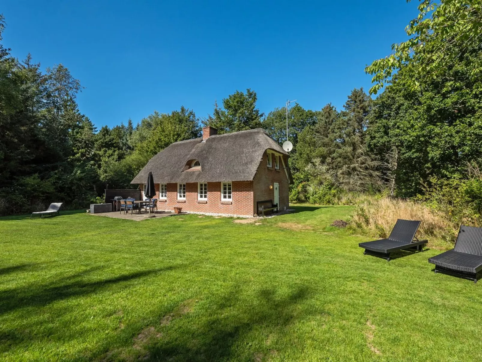 "Alkil" - 1.7km from the sea-Buiten