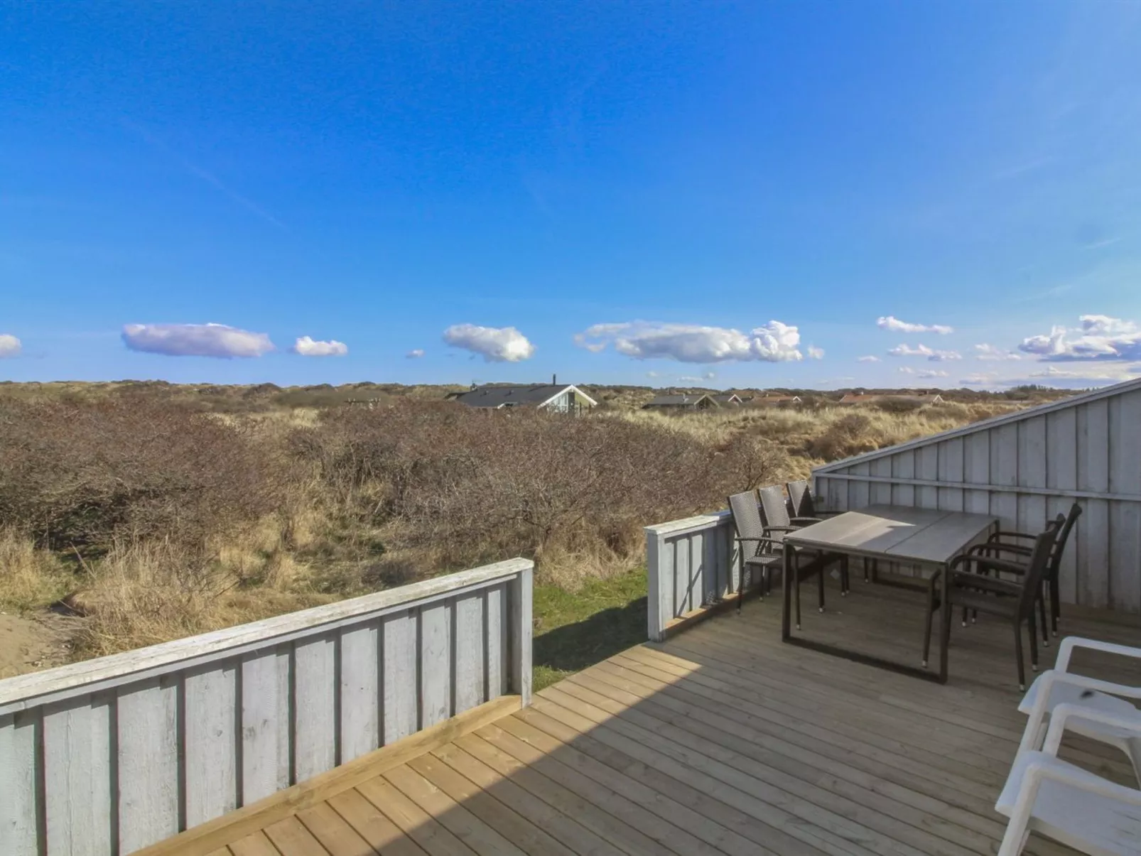 "Styrman" - 600m from the sea-Buiten