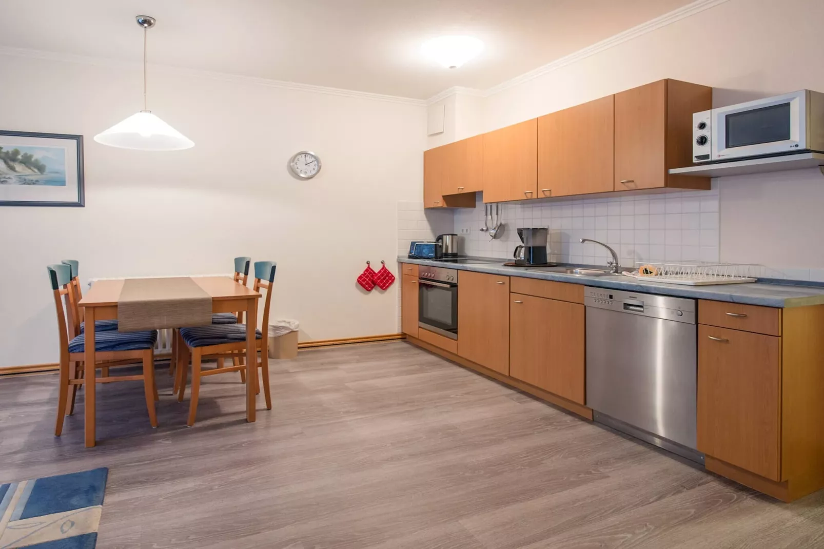 DP 2-4 EG/OG/DG 2 Personen-Keuken