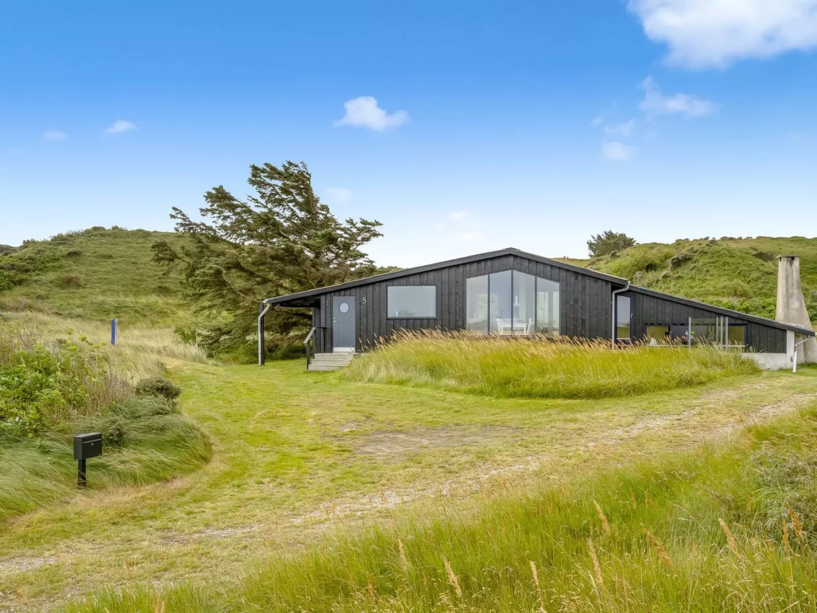 "Senija" - 334m from the sea-Buiten