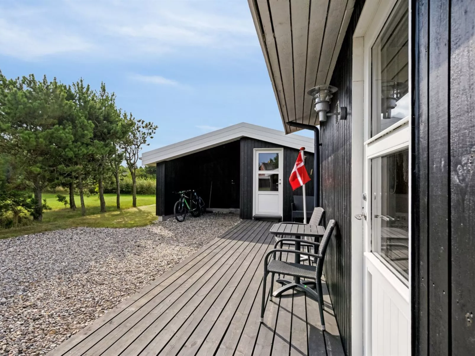 "Mirkka" - 200m from the sea-Binnen